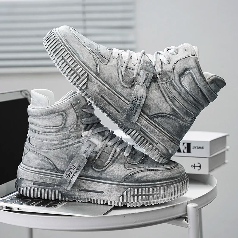 Retro Manga Men's Non-Slip Casual Sneakers