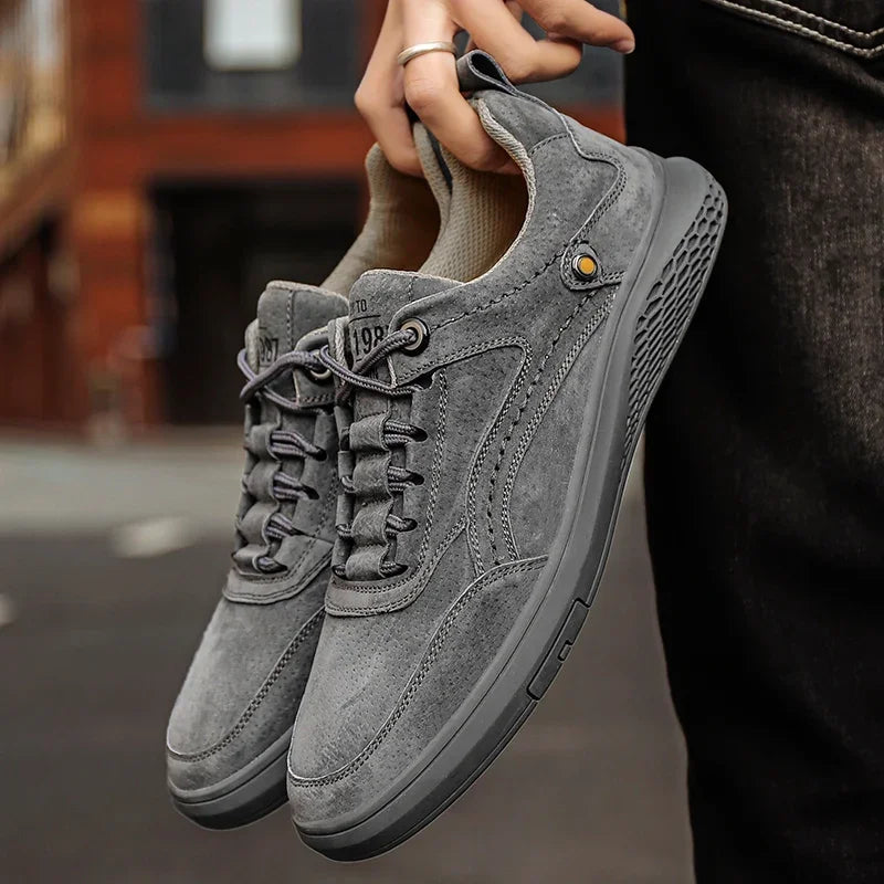 Genuine Leather Men's Breathable Lace-Up Casual Shoes